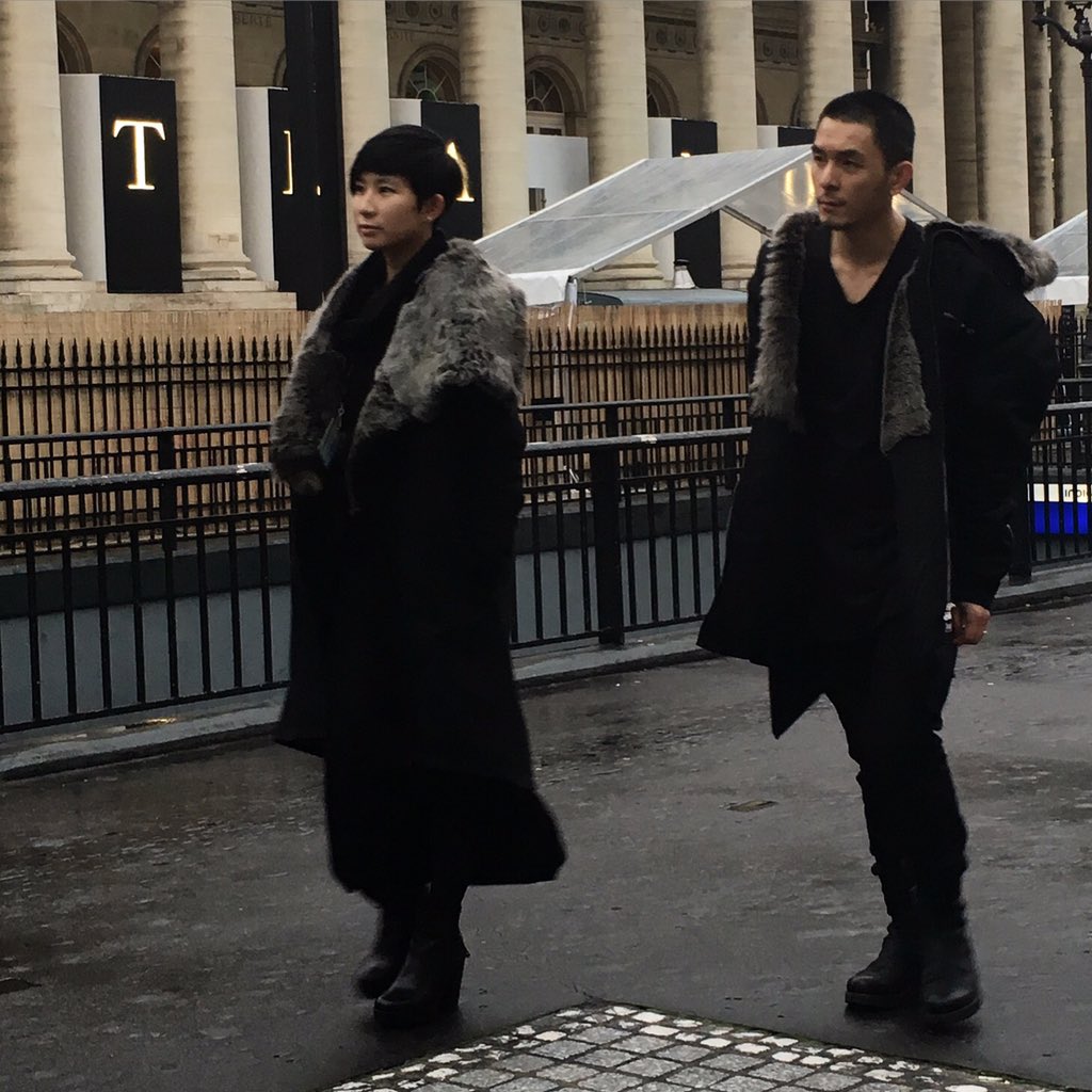 museenoir's tweet photo. Team snap at #pfw #tranoiparis https://t.co/g1xlZ7rwAu