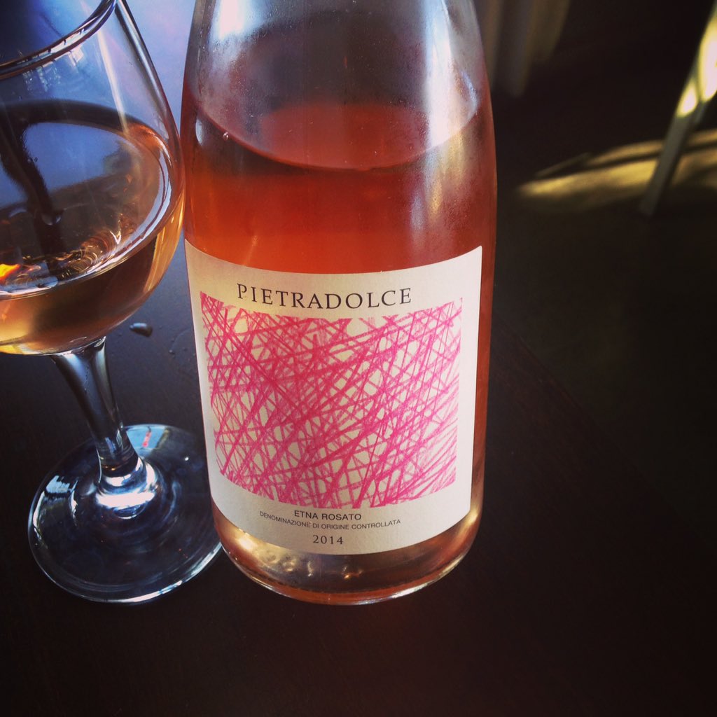 laura_donadoni's tweet photo. Pink Sunday with #pietradolce #etnarose' #etnawines citrusy, but elegant, great acidity and nice almond finish! ❤️ https://t.co/PU93NlEbzX