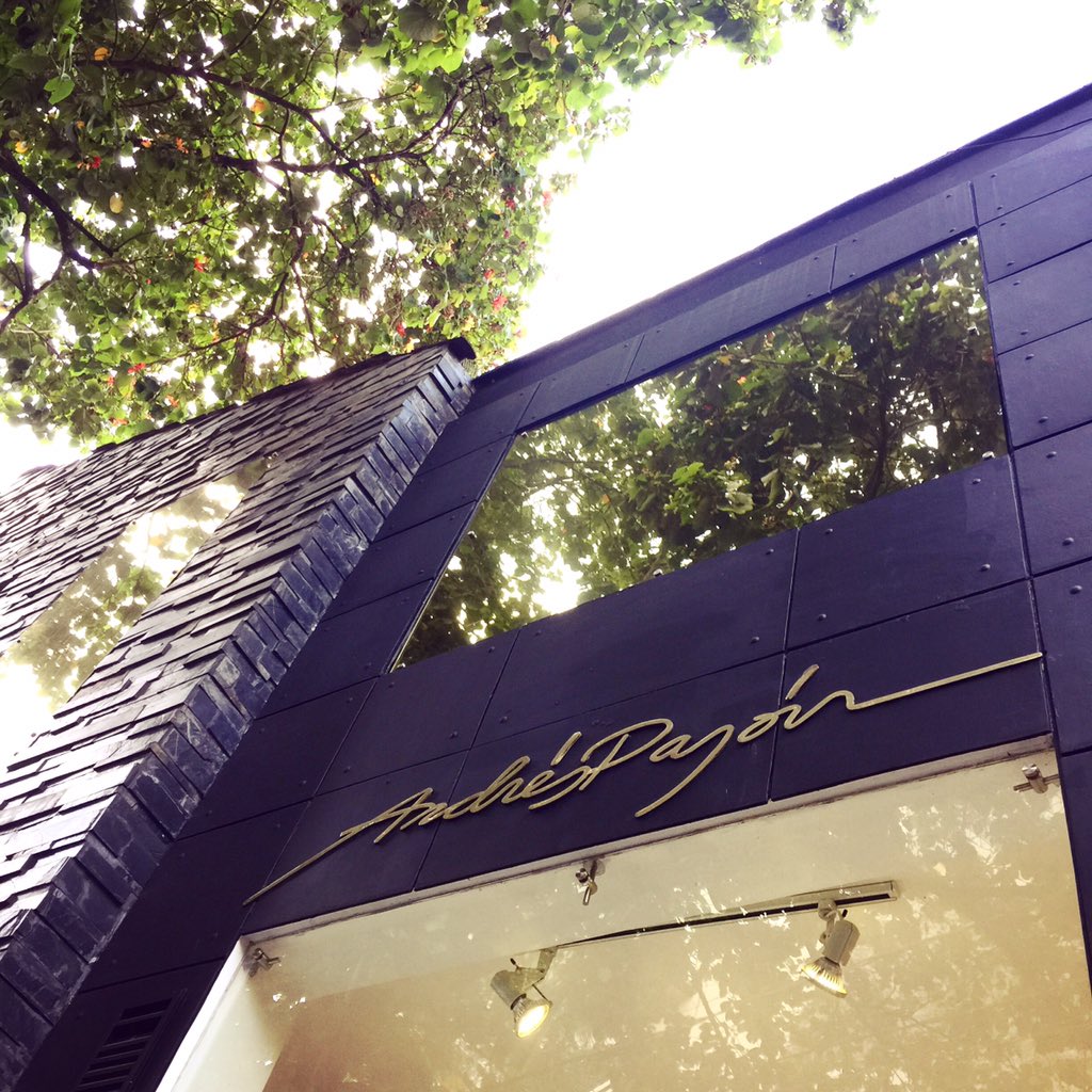 AndresPajon's tweet image. Nuevos escaparates en construcción!!! #AndresPajon #sundayworking #flagshipstore #Team @pajoncartagena