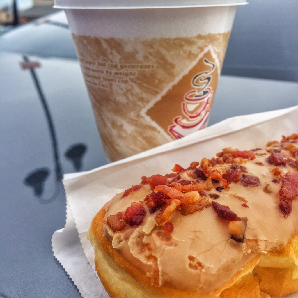 svpxthom's tweet photo. Mr T's🍩 https://t.co/6magtDNNoe