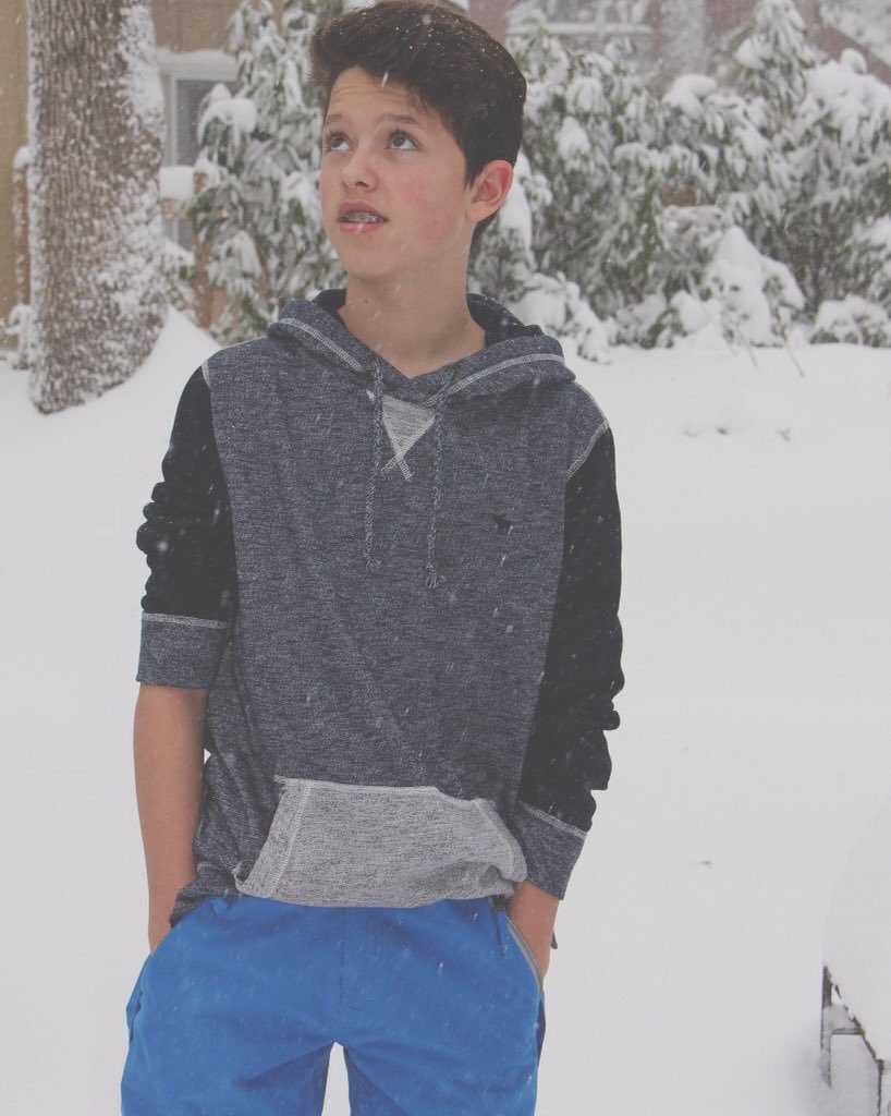 RyderAbigail's tweet photo. @jacobsartorius thanks for the new background https://t.co/wCjAChw7VH