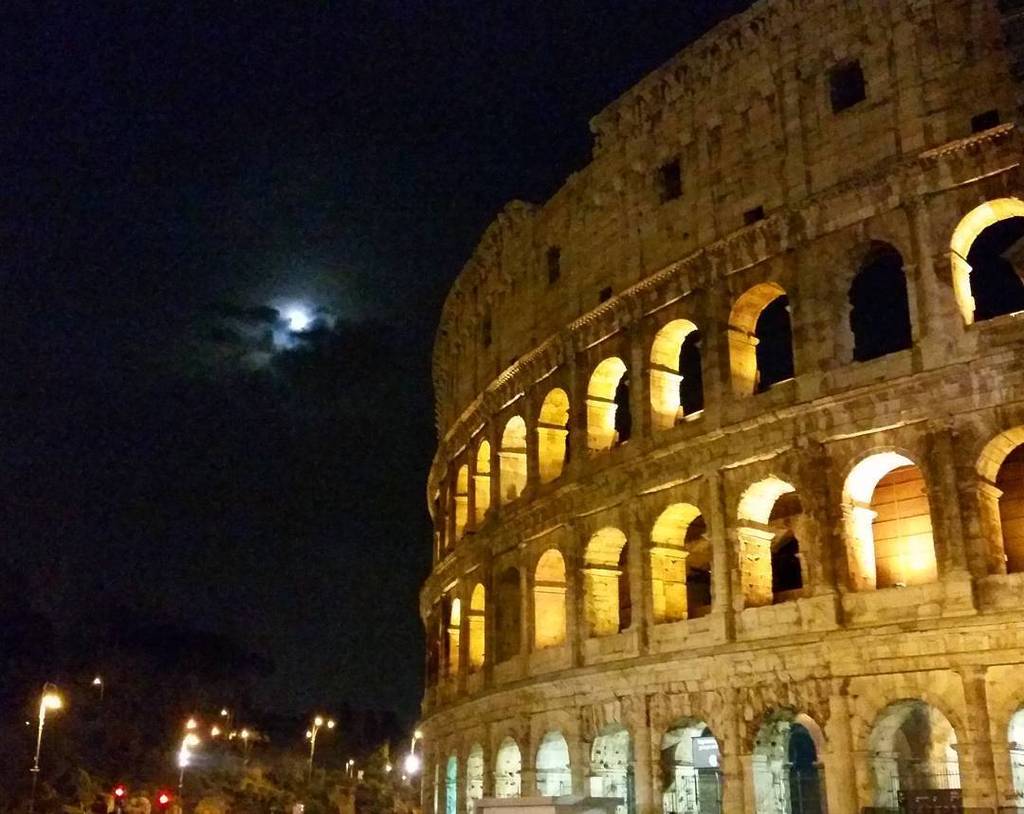 Colosseum with moon in the clouds. #hellorome #rome #roma #emirates #flyemirates #emiratesairline #flightattendant …