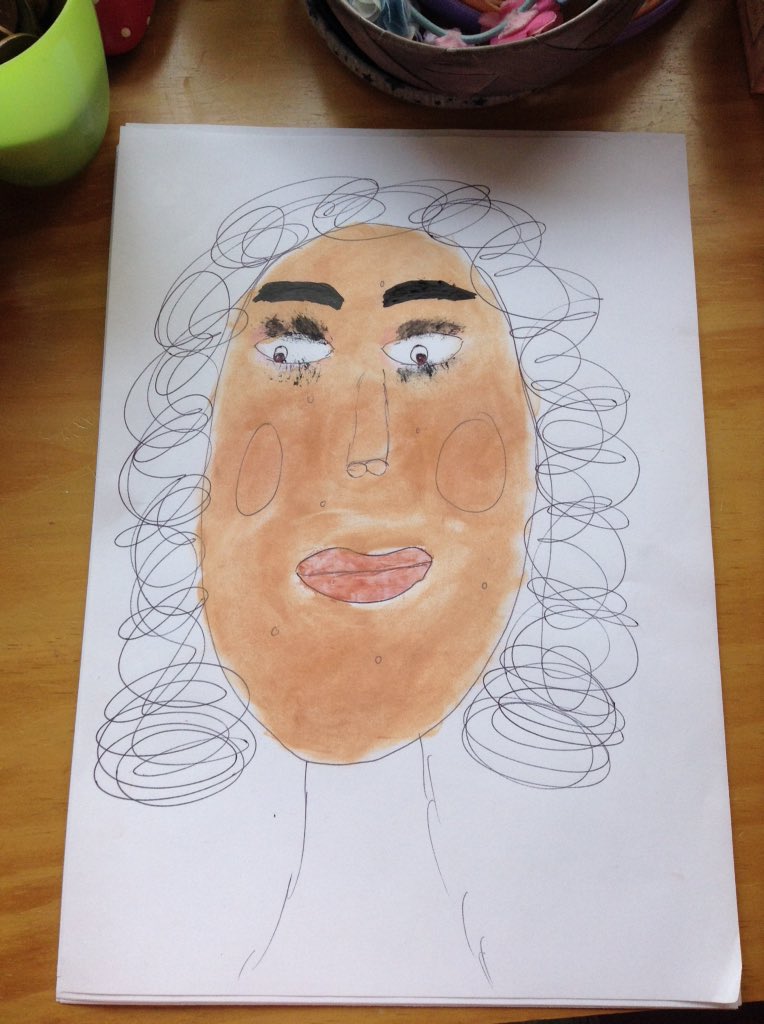 BethRob01714187's tweet photo. Hiya guys please could u do the paper makeup challenge this is mine retweet when u have done and tag me 💜 https://t.co/qnsOBN9zEp