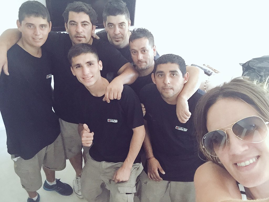 paulitachaves's tweet photo. Dicen que la mudanza es una de las cosas mas estresantes! Con ellos NO💪🏽🚚 gracias @InfoMudarte super recomendable! https://t.co/pH7PJBXMLa