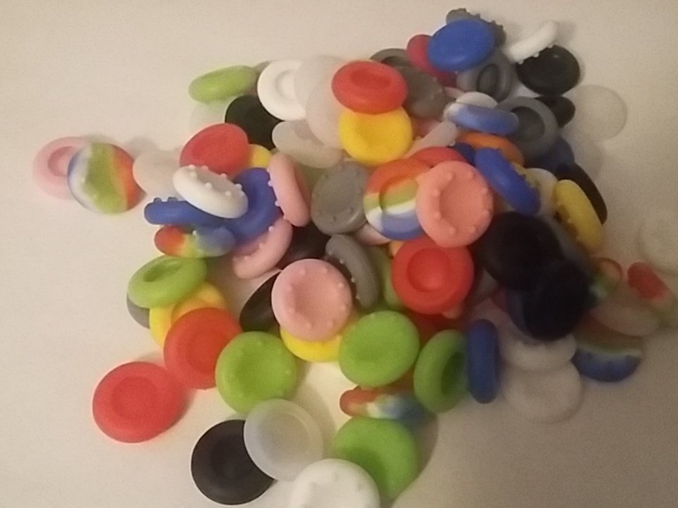AdvReflexGrips's tweet photo. Come get your grips. https://t.co/dyJgioTYvS.  @AdvReflexGaming @DNR_CREW @Number_Oneder @Quickest_Rts @Relay_RTs https://t.co/sv9GNB5mXB