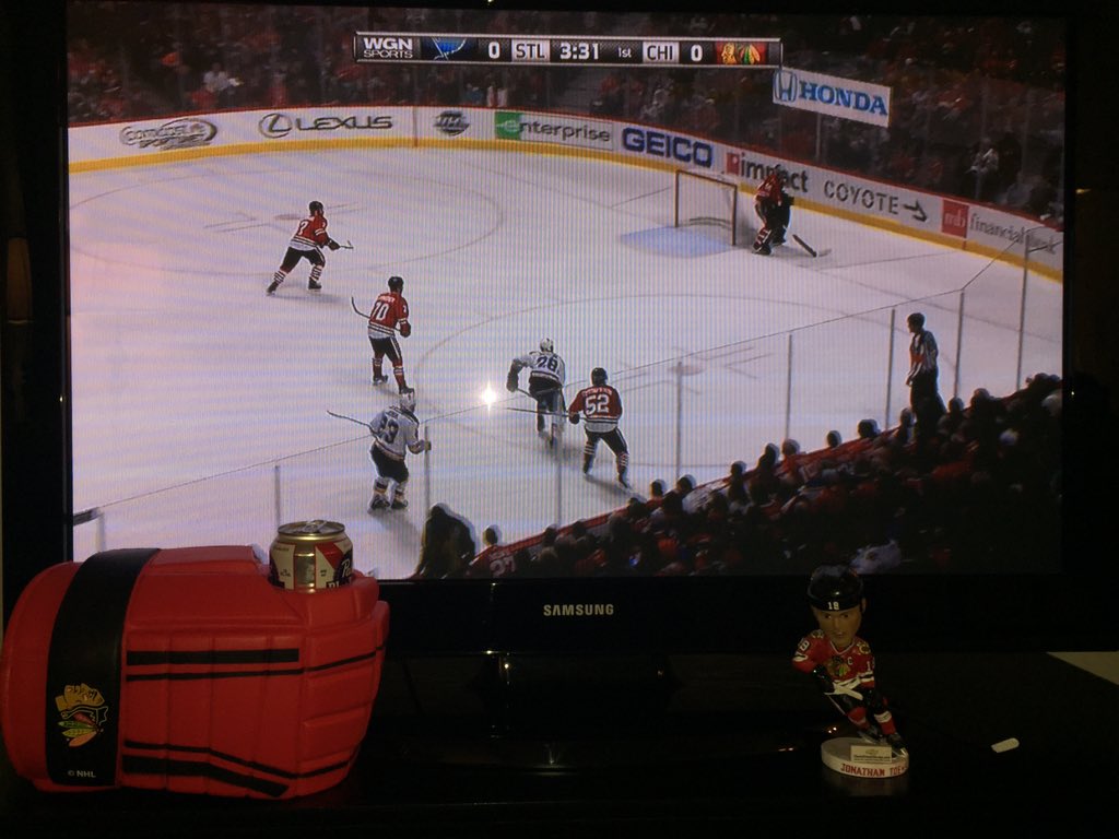 ShaneBanner's tweet photo. Big Game! @NHLBlackhawks #LetsGoBlackhawks https://t.co/HXDyFa6sHI