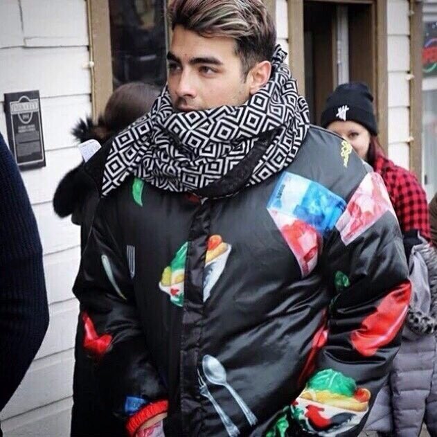 Keren Apa Kocak Joe Jonas Pakai Jaket Dg Gambar Mie Ayam Petai Chirpstory 301470