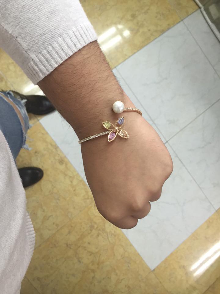 joyasingrid's tweet image. pulso de chapa de oro con piedras y perla @montselugoc