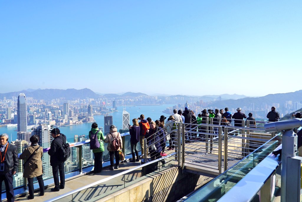 SoCal360's tweet photo. Wow! Just spectacular. View of Hong Kong from the highest 360 Terrace in HK. #China #PeakTower https://t.co/vNhUHuU4Xn