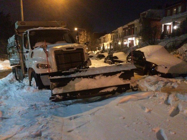 PoPville's tweet photo. #SnoWayOut of Columbia Heights
https://t.co/9YuSgBhznz https://t.co/GZteoZwmls