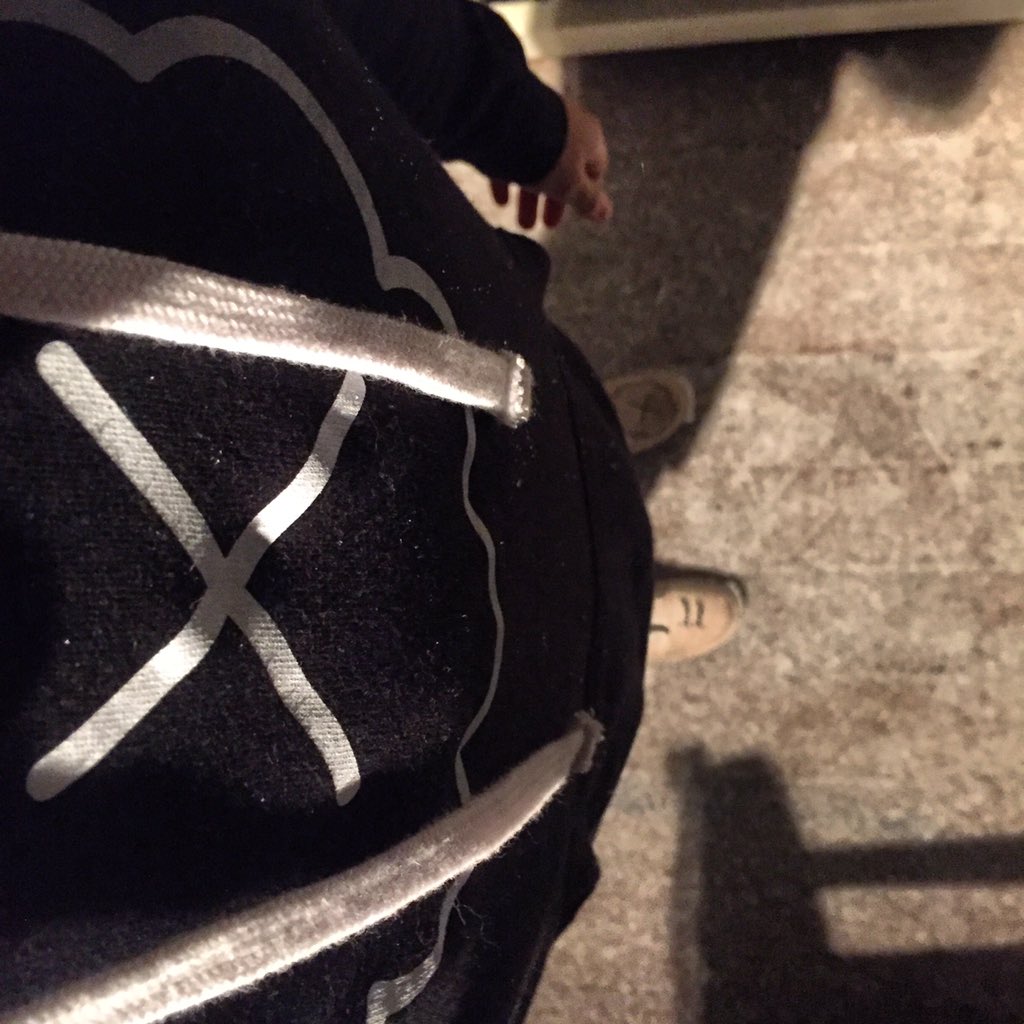 cloudpool_'s tweet photo. #Cloudpool #fire #streetwear https://t.co/F4PJtOTLwF