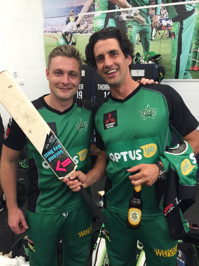andytomlee's tweet photo. Didn't bat this year for @StarsBBL but @lukewright204's increased my chances for next year.
New bat #SecondDayDust!👍 https://t.co/wOfi5FkV2z