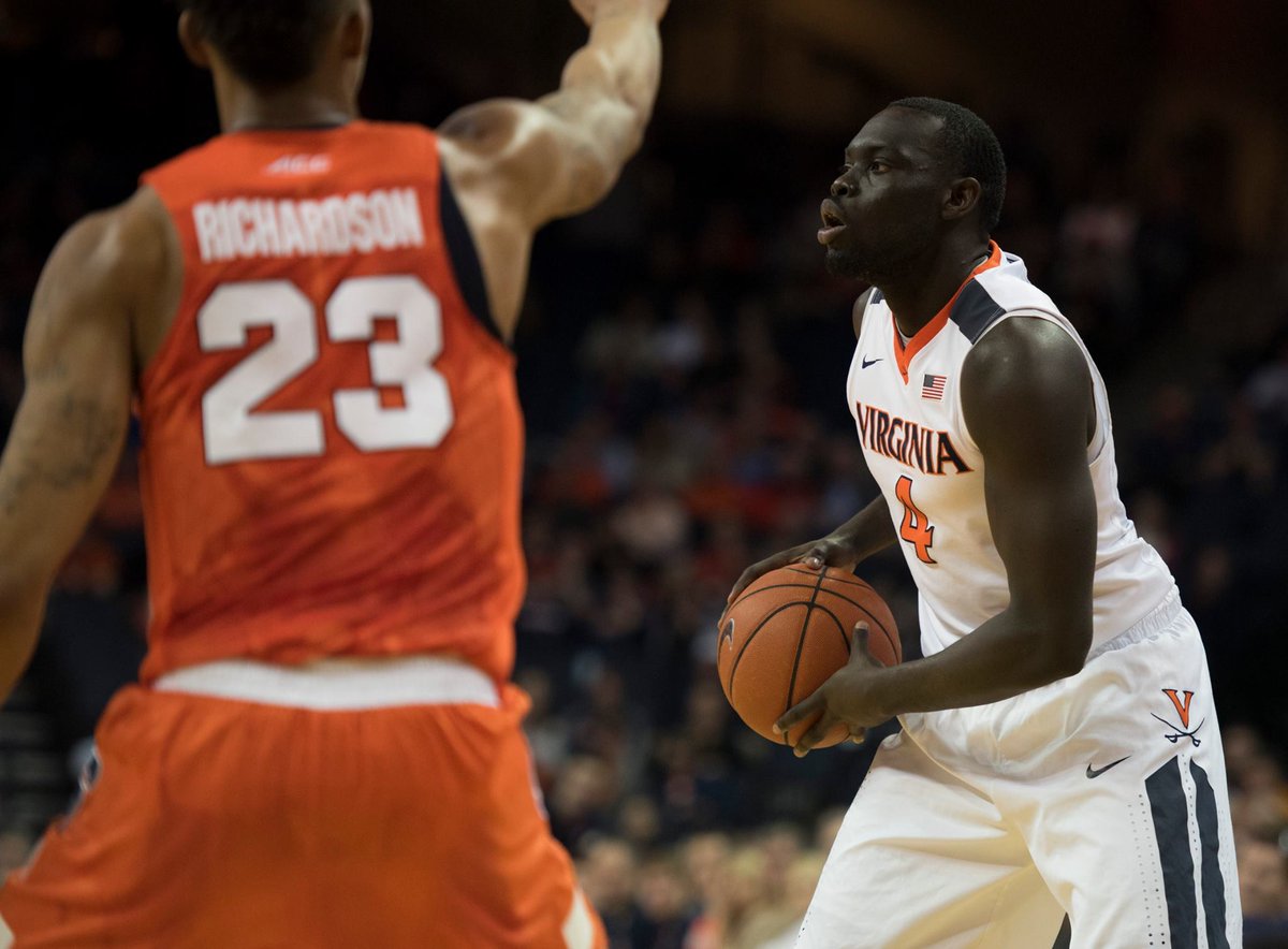 CavDailyPhoto's tweet photo. Photo Album: @UVAMensHoops Downs Syracuse 73-65 https://t.co/5yCBk0SftT https://t.co/LQWdHsmUVy