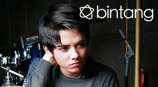 bintangcomID's tweet photo. Reaksi Aliando Syarief Ketika Disandingkan dengan Para Penyanyi https://t.co/T18gbmHLqo https://t.co/gELox1NnJp