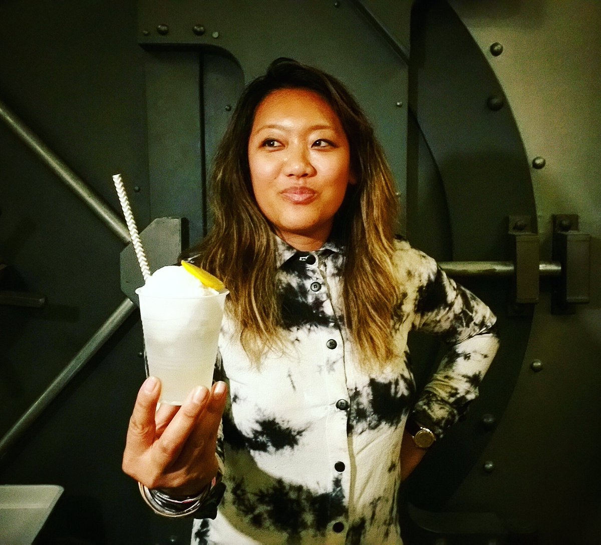 estarLA's tweet photo. Golden Apple Bartlett Pear Spritz @LudlowsOfficial &amp; Vanilla Pear Sorbet @COOLHAUS goodness at @GoldenStateCktl https://t.co/VuPEBwYFes