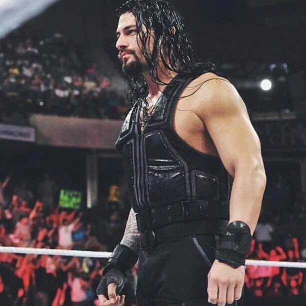 JoDresbach's tweet photo. @romanreigns568 #YouKickedAss #Rematch #WrestleMania32 #GetYourTitleBack #3TimeChampion #BelieveThat https://t.co/1Y0pUzBhuP