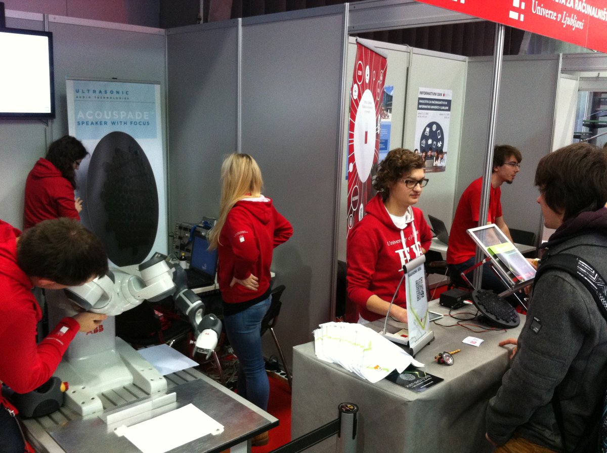 acouspade directional speaker