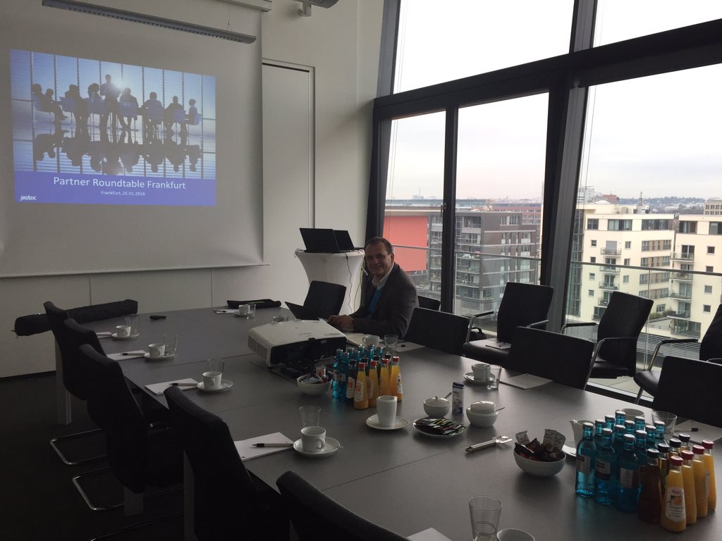 wiesel2008's tweet image. #Partnerroundtable today #Jedox labs.lupusalpha.de. @JStephanBI @Geudel @markusbrinsa