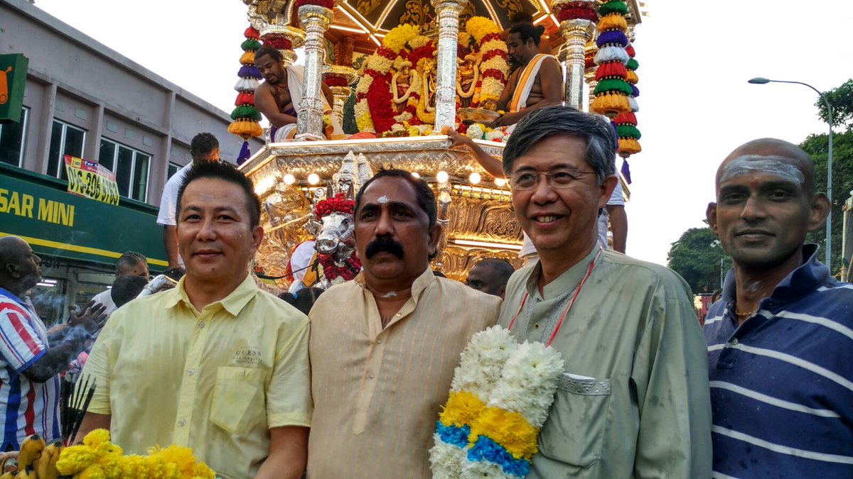 View image on Twitter