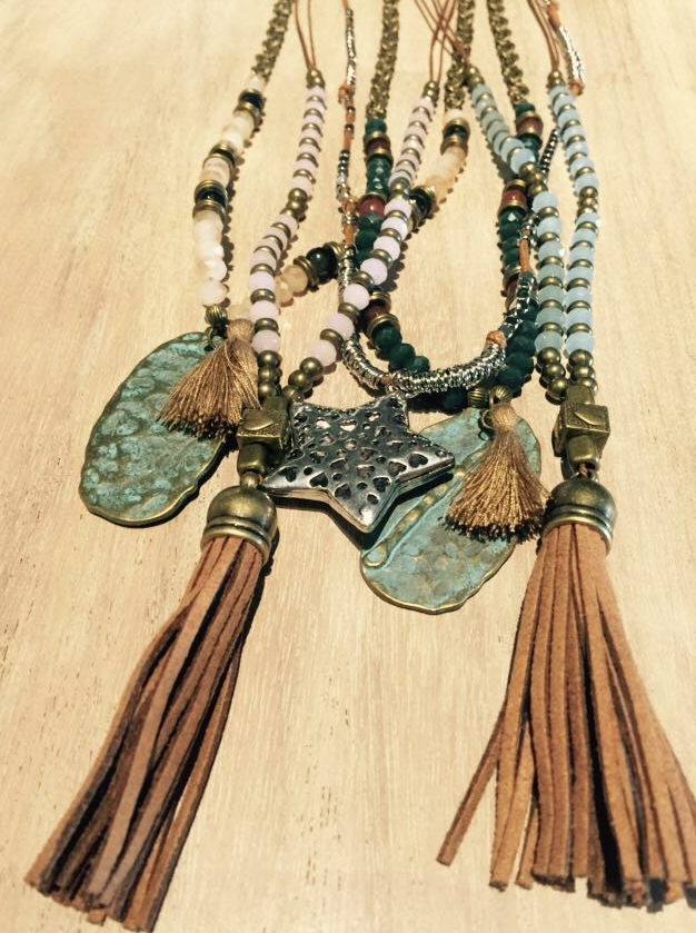 BombonsCaramelo's tweet photo. Collares largos monisimos a 14,90€
New Arrivals!!! Shop Online  https://t.co/NjJ4rTl9x3 https://t.co/Aib9cWL5V6