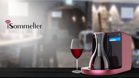 F_LTV's tweet photo. The future of decanting wine is iFavine iSommelier! https://t.co/Cj5DedZ3xW #ifavine #isommelier #wine #ronvermeulen https://t.co/6b8Qj5RtlH