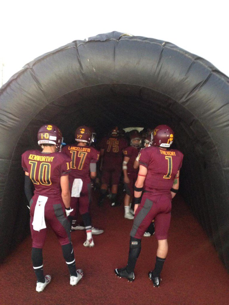 DsK_cs's tweet image. Miss it everyday🏈❤️ #dayonebro