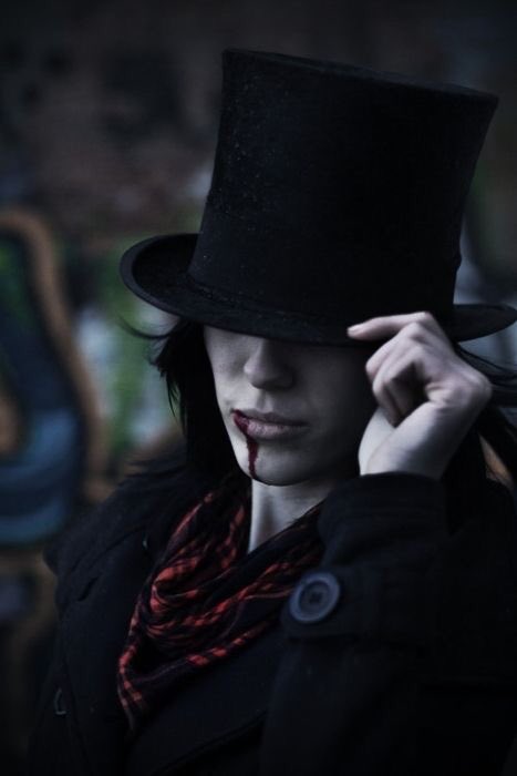 johnnedavampire's tweet image. #VampireEmpire 
•new to Twitter 
•new to rp 
#RT 
#FAV 
 #openrpDMonly