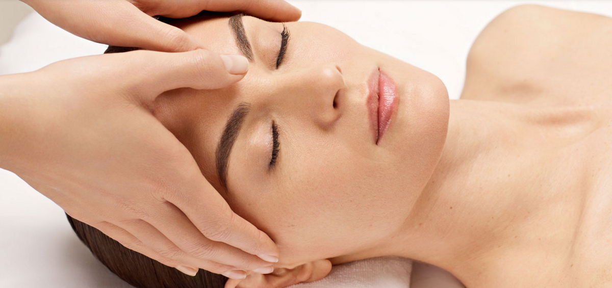 58SouthMoltonSt's tweet photo. #AzureBeauty offers luxury, holistic facials to give you the ultimate relaxing, rejuvenating experience @ 58 #london https://t.co/85eCJsTPpu