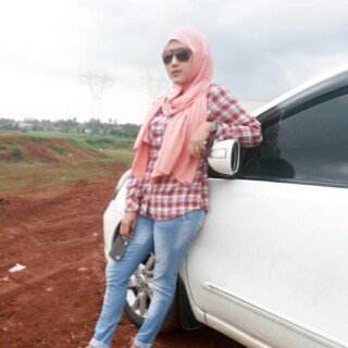 Nunggu yg lagi Main lumpur .. #jilbabmanis #jilbabseksi #jilBOOBer #hijab #tantelovers
