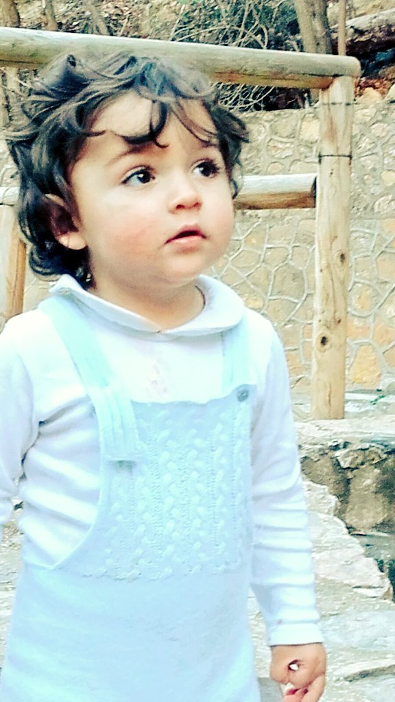 Rakelitasojo's tweet photo. Tu mirada me hace grande ❤❤❤ https://t.co/1710jYEJdj