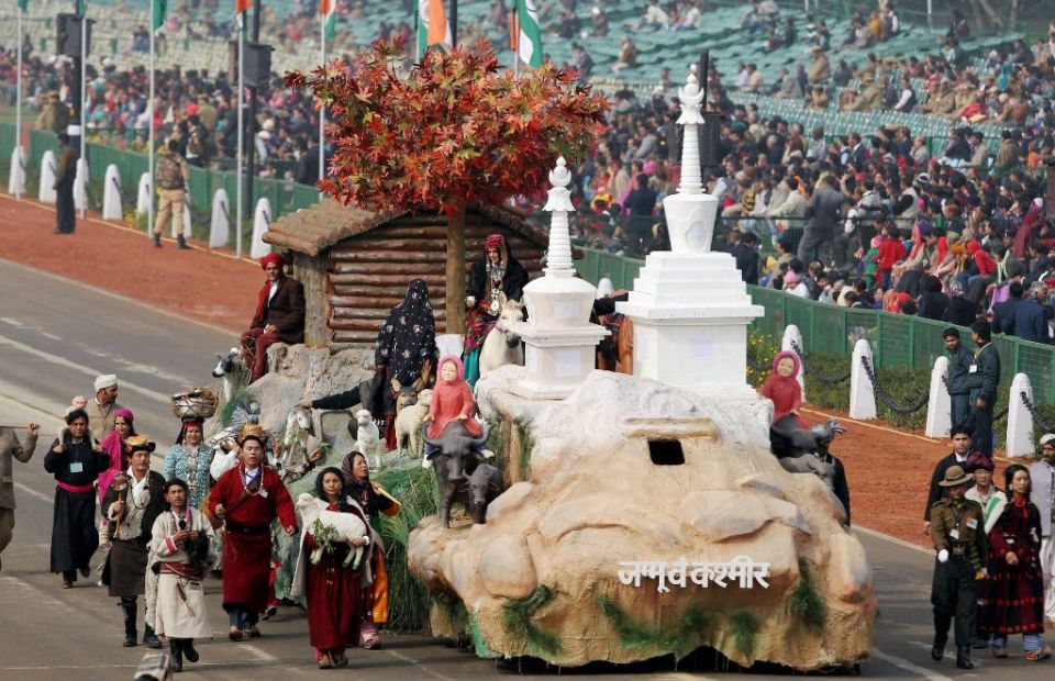 Javadi88's tweet photo. The 67th Republic day of India, I Salute to all the Indian.
Also get ready 4 the ist show of canine @ Rajpath. https://t.co/A4kIlqYGBv