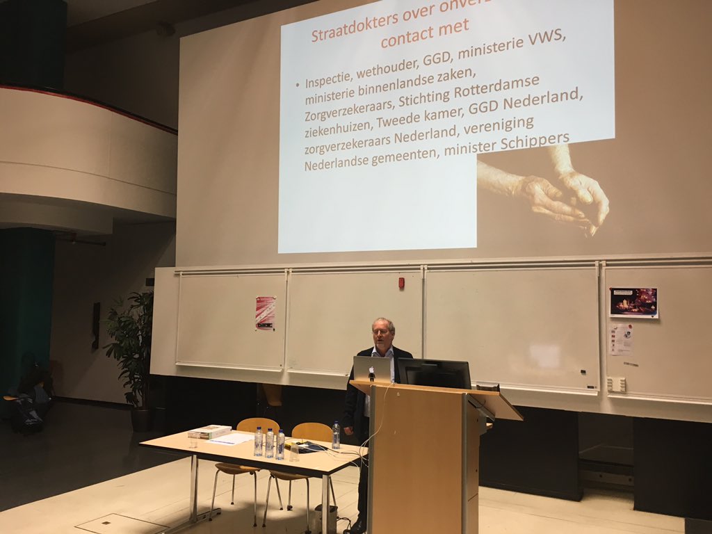 ArtsVG's tweet photo. Samen met @Rotterdam130456 praatje mogen geven op #Cephir seminar in Erasmus MC https://t.co/MJxd9BB5qw https://t.co/vVhQBxGbja