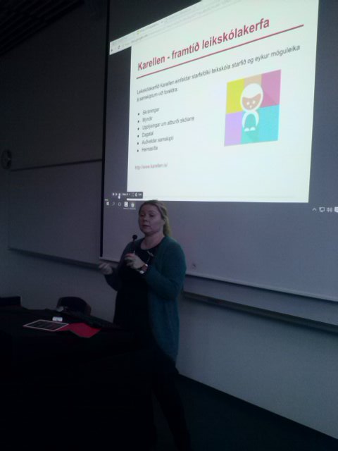 Með @rakelgmagg <a href="/haskolinn/">Háskólinn í Reykjavík // Reykjavík University</a> spjaldtölvur í skólastarfi #menntaspjall <a href="/iNamskeid/">iNamskeid</a>