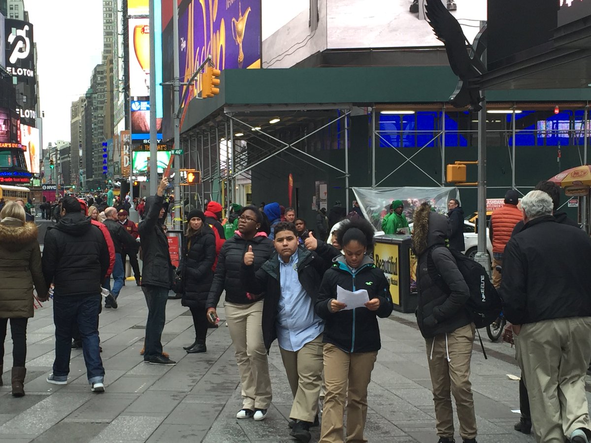 SummitAcademyCS's tweet image. Our HS Theatre scholars exploring the Theatre District!