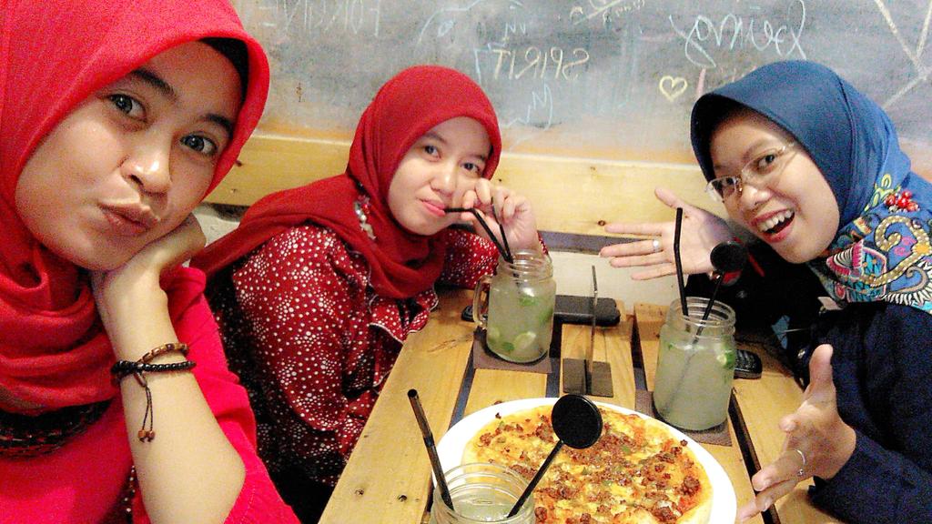 neh_uneh's tweet photo. #kesayangan 😍😘 https://t.co/t7oMvIpF1E