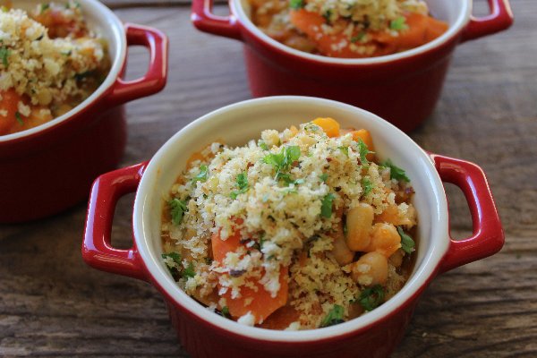 EmilyLearyCooks's tweet photo. Slow Cooker Vegetable &amp; Cider Cassoulet by @SarahJames456 https://t.co/GOc8ii8ud4 #recipeoftheweek https://t.co/I965R2b3QV