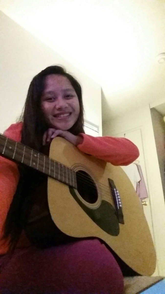 DNCR_Marx's tweet image. #myGuitarist
#mySinger
#everydayKilig
ikaw ba naman kantahan araw araw, lalo na bago sya matulog 😍😍