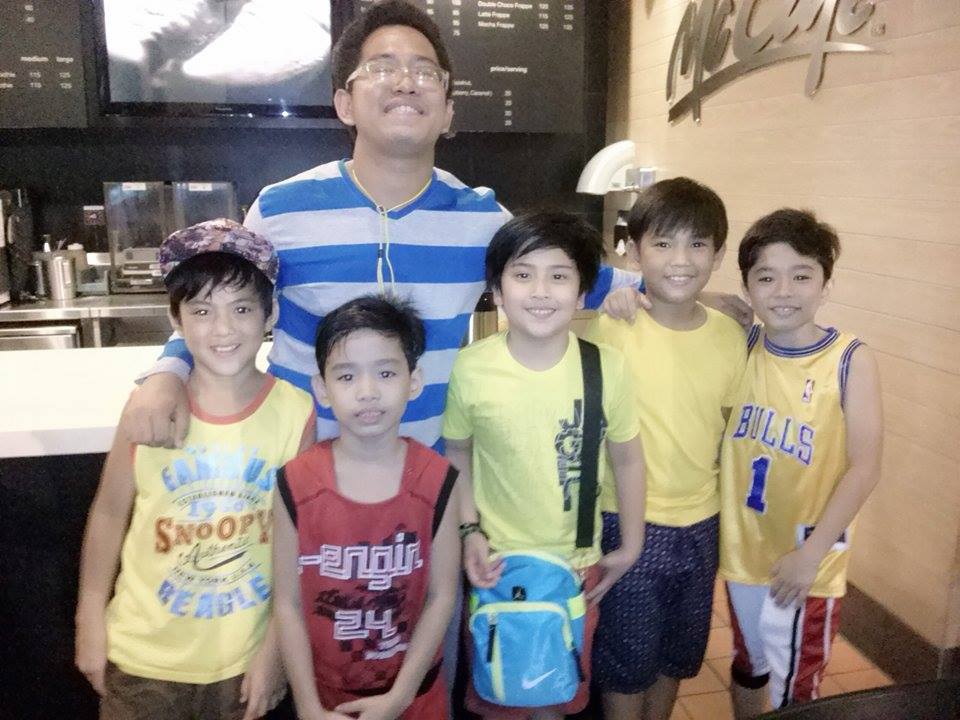 TitaniumJasper's tweet photo. with the @MaximumGroovers @sunderBeloria @marcojungMG5 @ErlindaLigon ZACK

missing si @myLee2122  </3 https://t.co/yic6jSUIvv