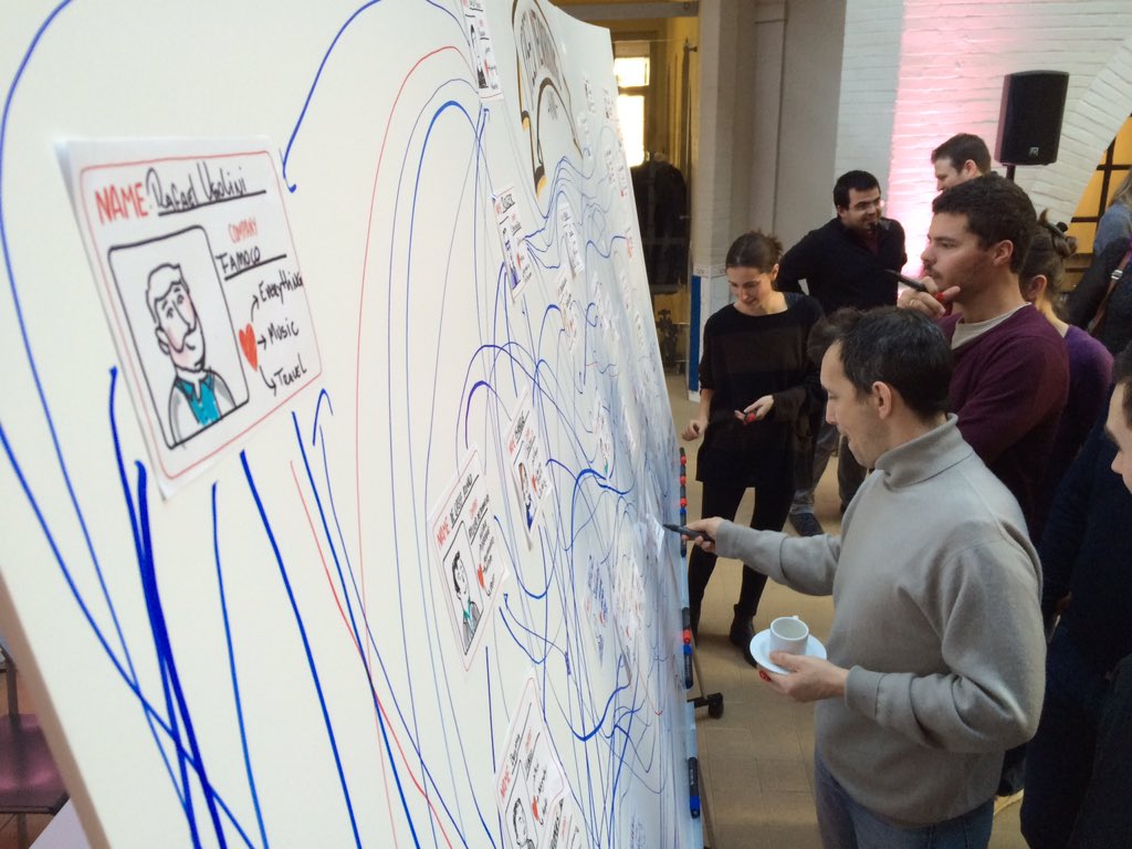 visualityEU's tweet photo. Creating new connections #speeddating #visualconnection https://t.co/XmLm2zw5kH