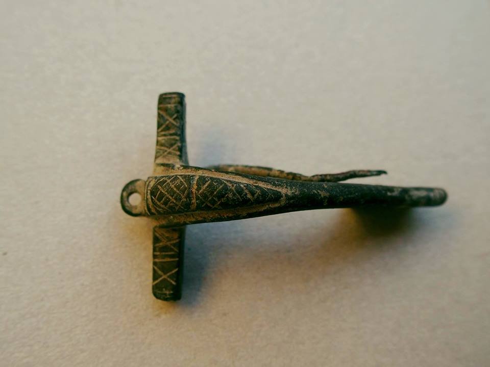 Chrisjemoss's tweet photo. My best find last year 75 -150 AD Roman Brooch https://t.co/72p4noeoED