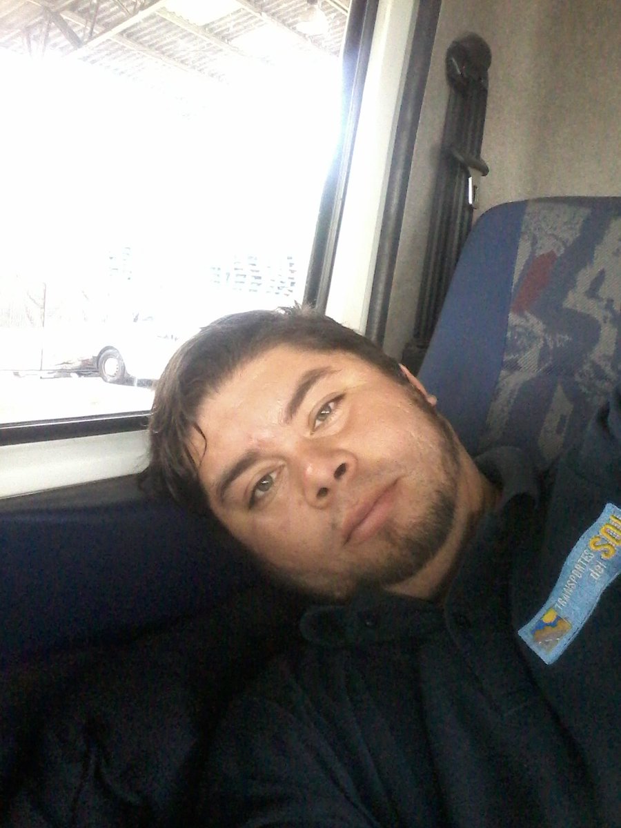 Esperando a que carguen para seguir la ruta,estoy agao de sueño.