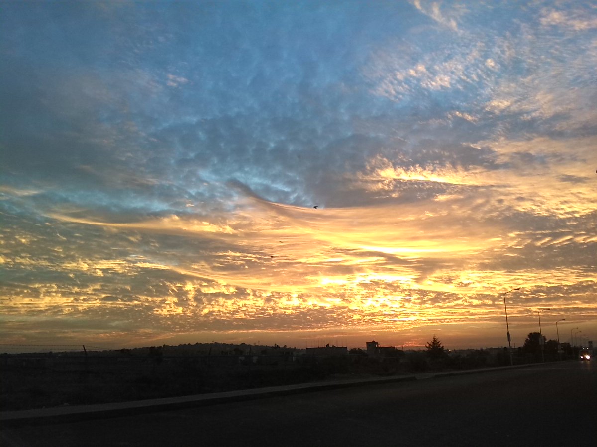 gabriell1971's tweet photo. Amanecer en Tizayuca, Hidalgo https://t.co/uaMQRtoKoq
