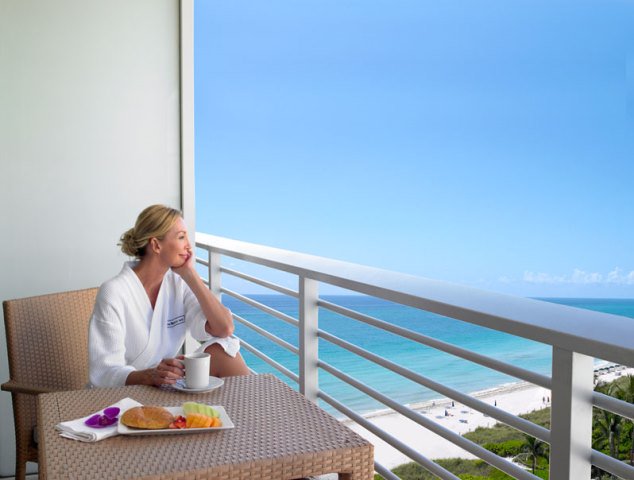 GrandBeachMiami's tweet photo. Plan for your next #WeekdayEscape to #MiamiBeach & save at #GrandBeachMiami: https://t.co/OBoEOGr6fq https://t.co/RiNg17cxVF
