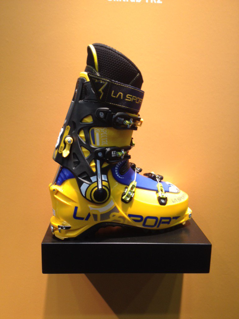 Bota <a href="/lasportivatwitt/">La Sportiva</a> para el próximo invierno, Spectre 2.0, #skimo ajuste ultrarrápido y flexible <a href="/ispo/">ISPO</a> #ISPO2016