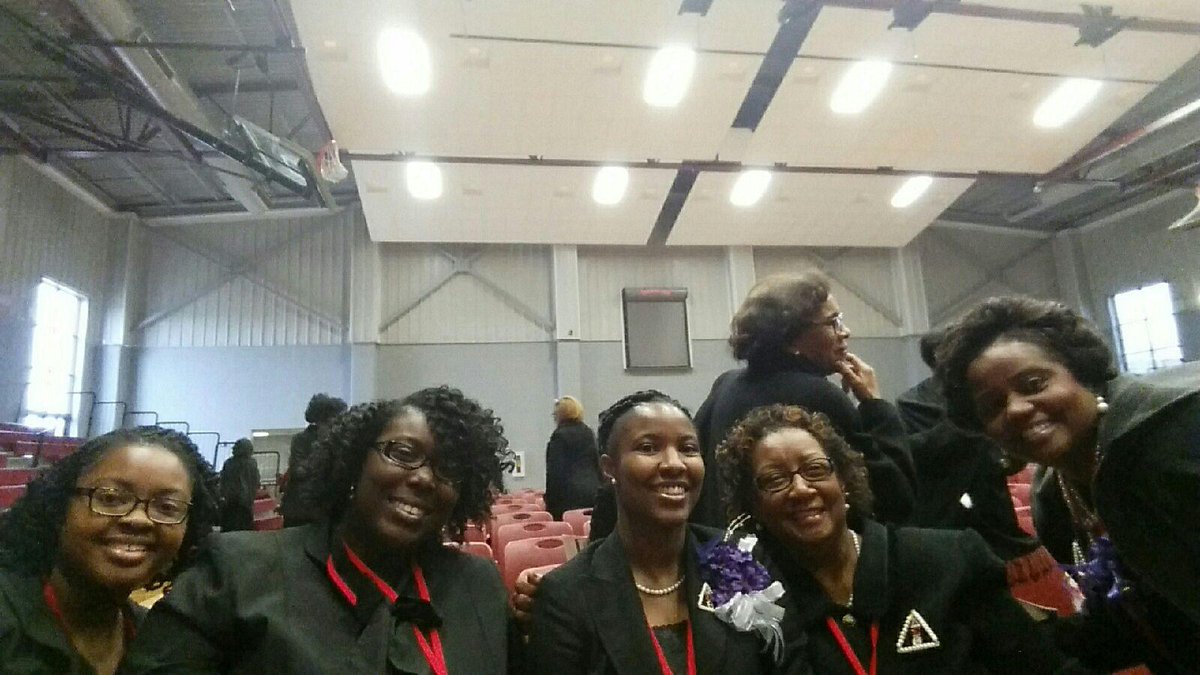 DSTMobile's tweet image. #DSTSouthernRegion Mobile in Dothan. Whitney, Lindsey, Jaleesa, Shana, Portia, Cool Liz, and Bev E. @southerndst1913