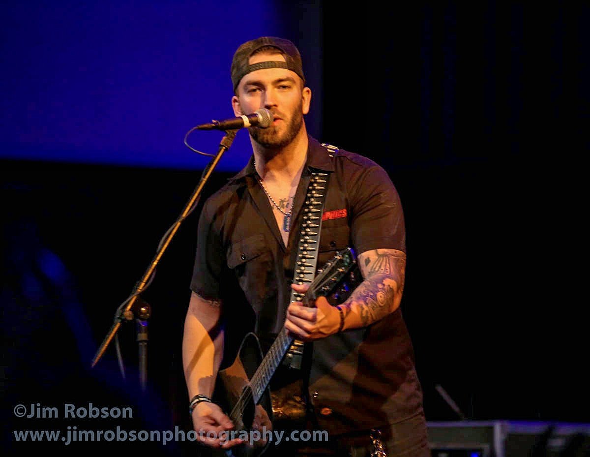 JimRobson11's tweet image. Josh Phillips opening for Chase Bryant @The_Bluestone #joshphillips #nashville #musiccity #thebluestone #columbus