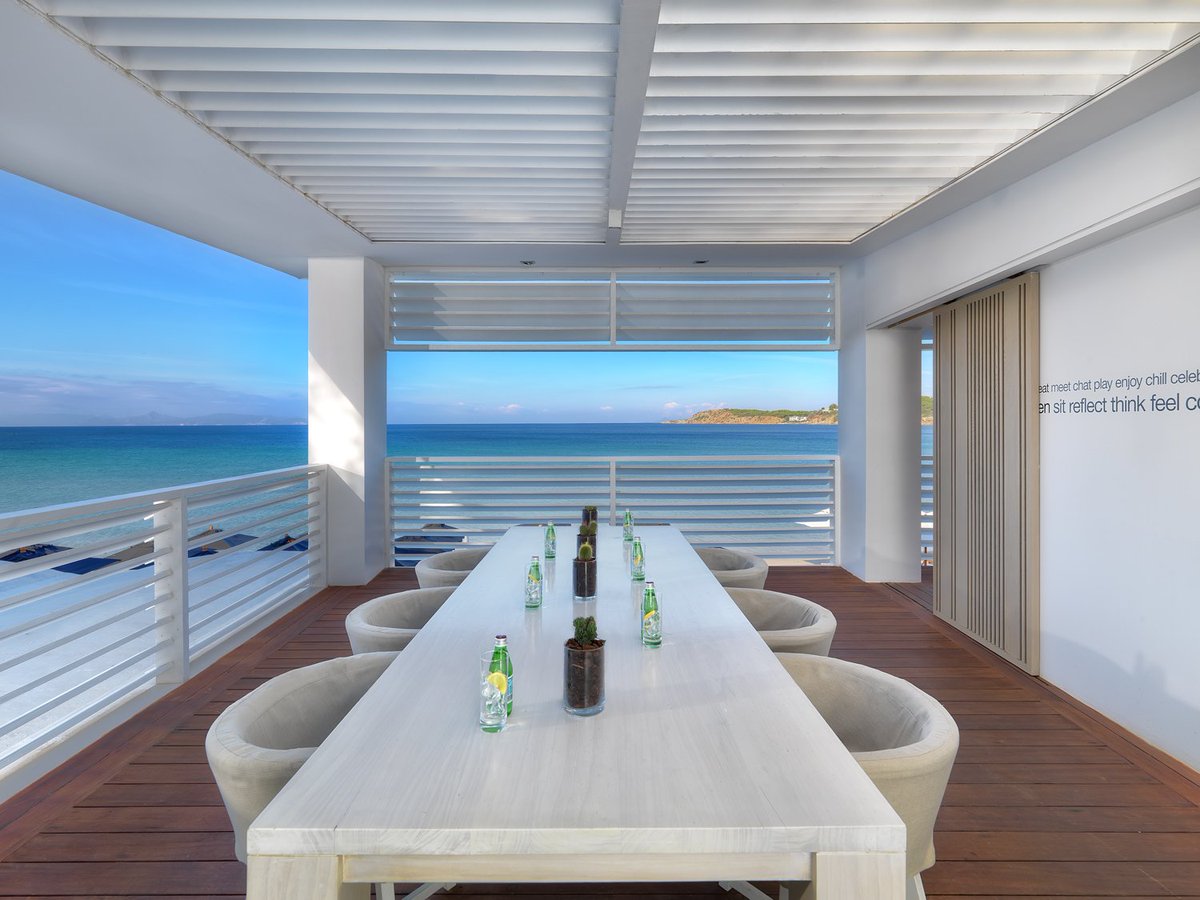 AstirBeach's tweet photo. At the unique #beach concept of #AstirBeach, your #business #meeting cannot be anything but successful! https://t.co/dhdW6ouDG3