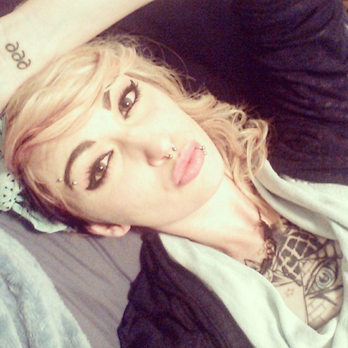 #666 #girlswithtattoos #pircings #eyes #blonde #AlanaRains #austinanarchyownz https://t.co/8scJRFy0y<a href="/tag/girlswithtattoos"class="tags">#girlswithtattoos</a><a href="/tag/pircings"class="tags">#pircings</a><a href="/tag/eyes"class="tags">#eyes</a><a href="/tag/blonde"class="tags">#blonde</a><a href="/tag/alanarains"class="tags"><span>#alanarains</span></a><a href="/tag/austinanarchyownz"class="tags"><span>#austinanarchyownz</span></a>