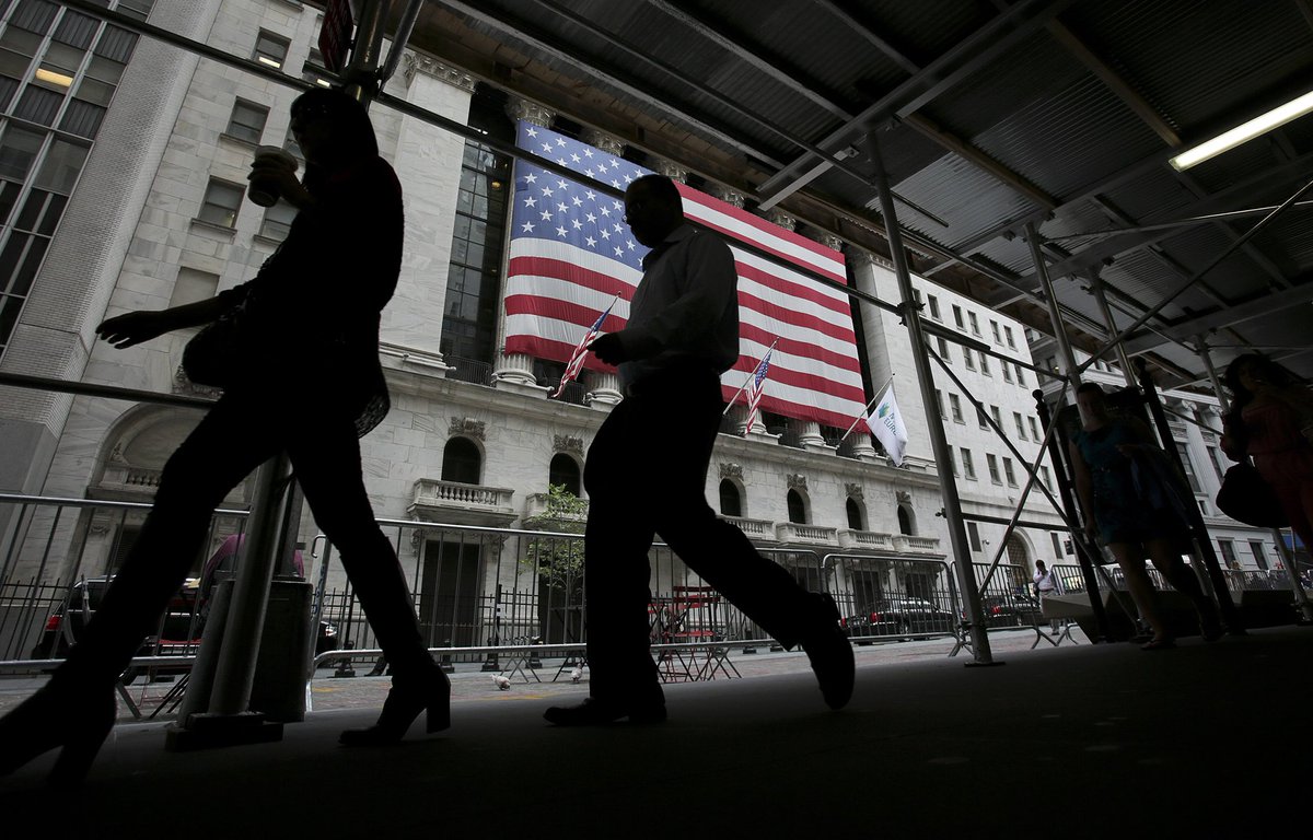 business's tweet photo. Worried about a U.S. recession? These are the stocks to buy, according to Goldman https://t.co/4XNNOaUdye https://t.co/Bq8vCVel9I