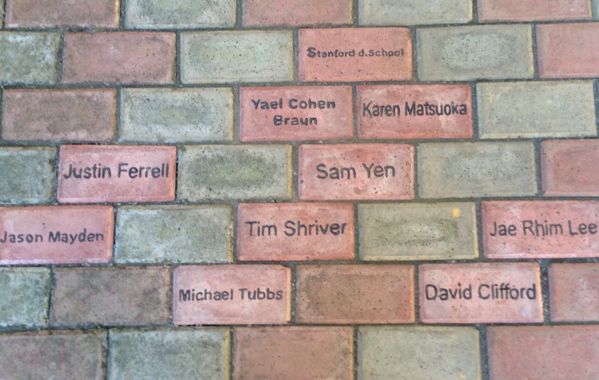 ClinicaVerde's tweet photo. Your brick at Clinica Verde in Nicaragua :) @MichaelDTubbs @timboshriver @stanforddschool https://t.co/kDZQp9HoQz